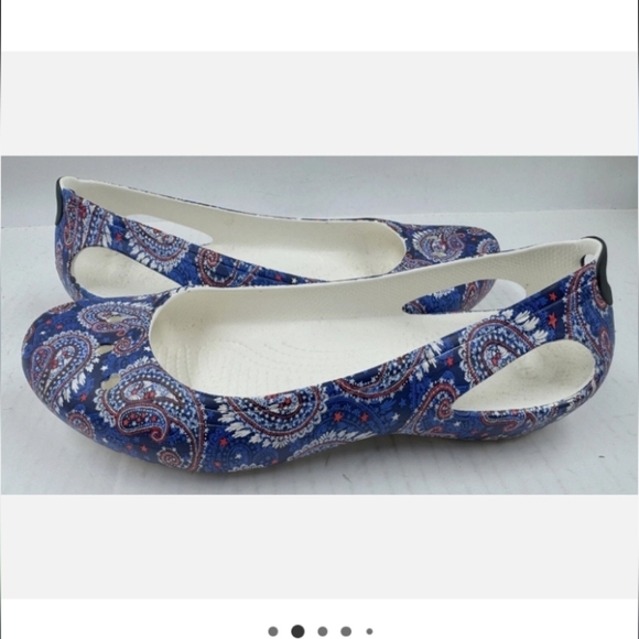 Vera Bradley Shoes - Crocs X Vera Bradley Kadee Paisley Slip On Coastal Marine Blue Ballet Flats 10